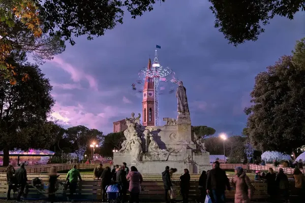 il duomo di arezzo e la ruota girevole
