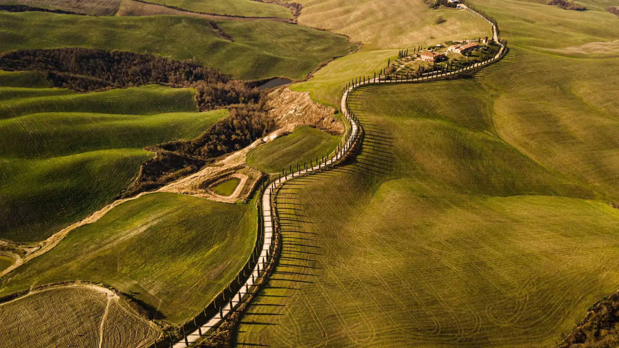 Riprese con drone di un agriturismo in Toscana realizzate da Click and Fly
