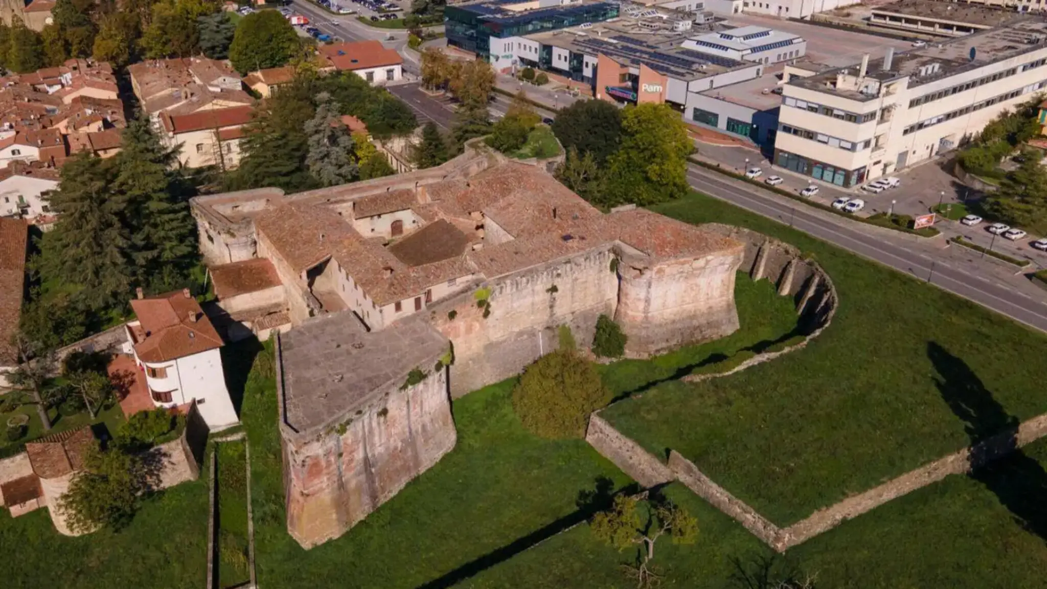 La fortezza di San Sepolcro in un frame delle riprese effettuate per Discover Arezzo